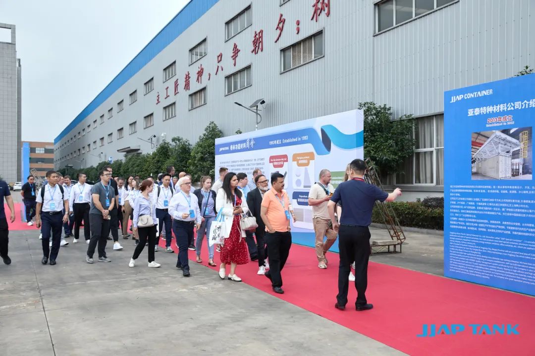 67928809.jpg 640 (3).jpg